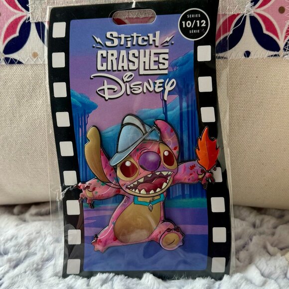 NWT Stitch Crashes Disney 2021 Collectible Pins - Picture 11 of 13